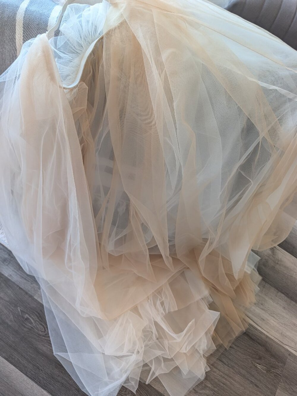Custom-made Beige/Ivory Overskirt Train 3 layer Tulle 55" length XS NEVER WORN